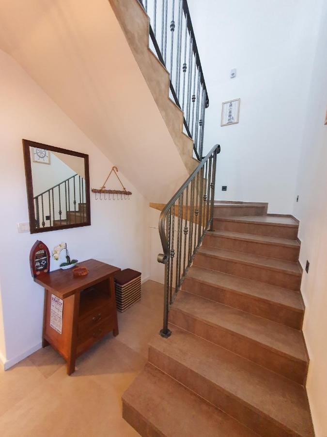 Villa Alara - Charming Villa With Heated Swimming Pool Milohnici Exterior foto